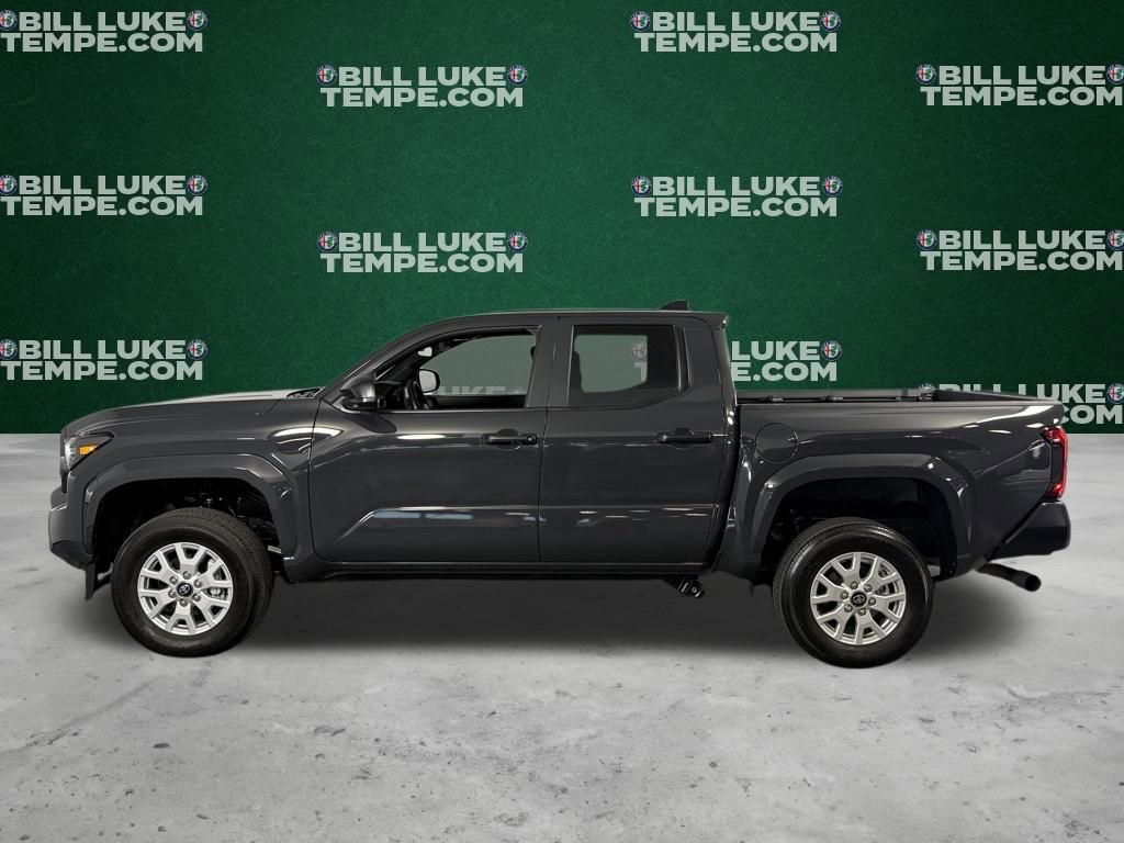 Used 2025 Toyota Tacoma SR image 10