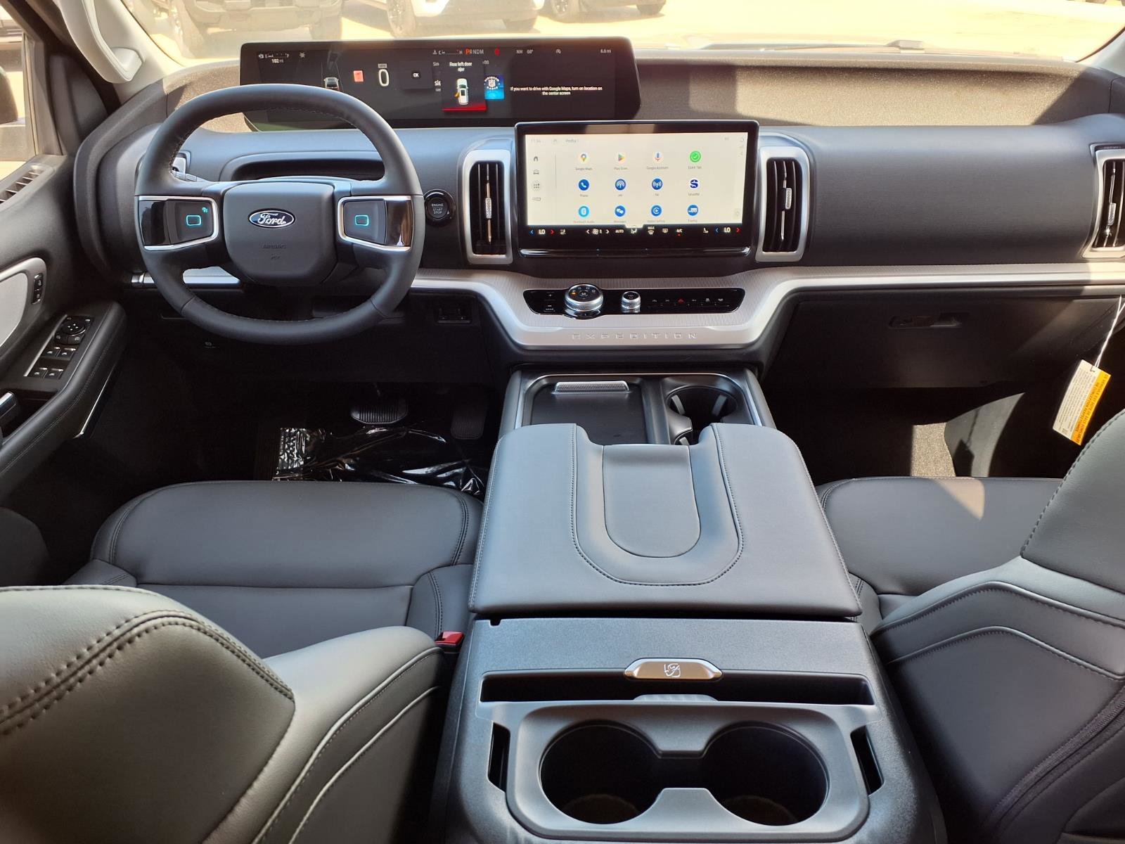 New 2026 Ford Expedition Active image 4