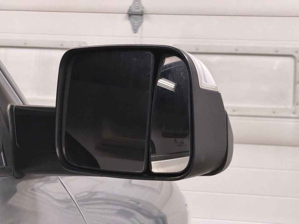 Used 2022 RAM 3500 Big Horn image 14