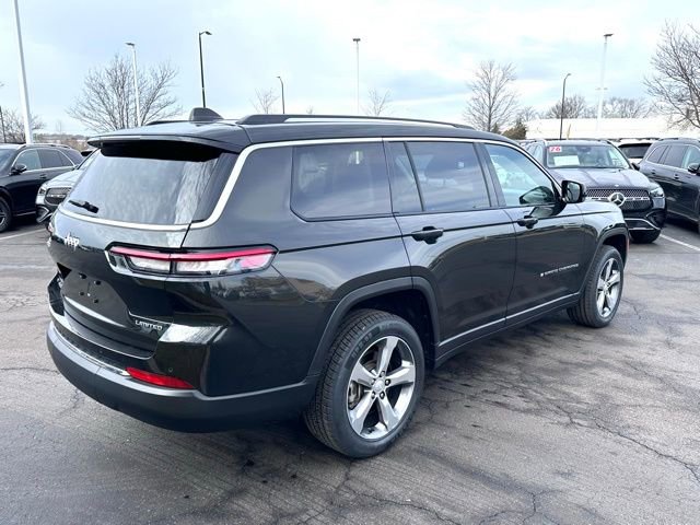 Used 2022 Jeep Grand Cherokee L Limited image 11