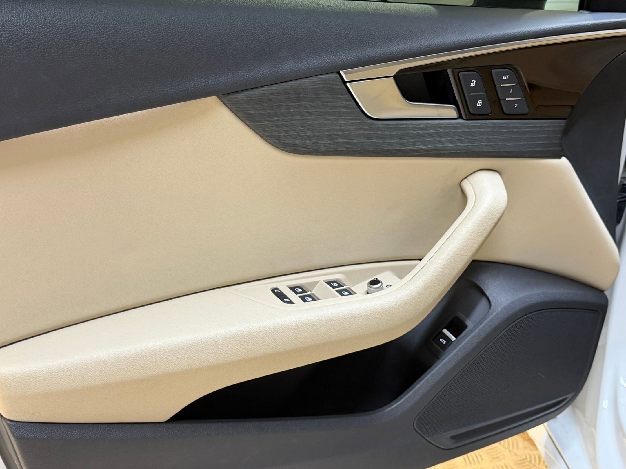 Used 2021 Audi A4 2.0T Premium w/ Convenience Package image 13