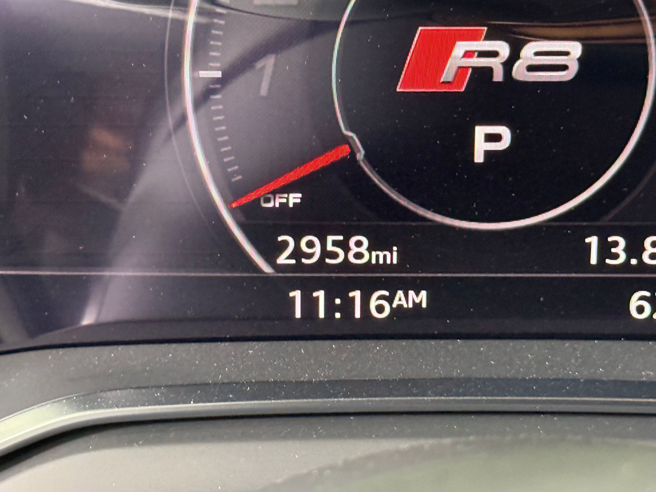 Certified 2021 Audi R8 V10 w/ Premium Package image 21