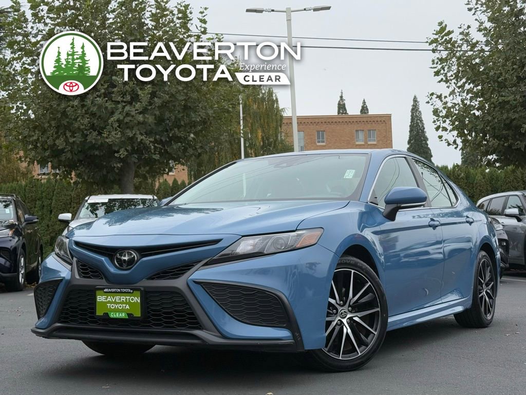 Used 2024 Toyota Camry SE w/ Cold Weather Package