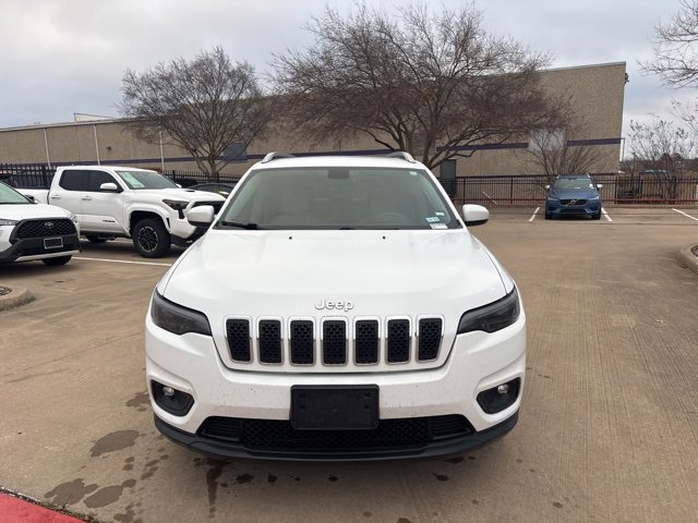 Used 2019 Jeep Cherokee Latitude w/ Popular Appearance Group image 2