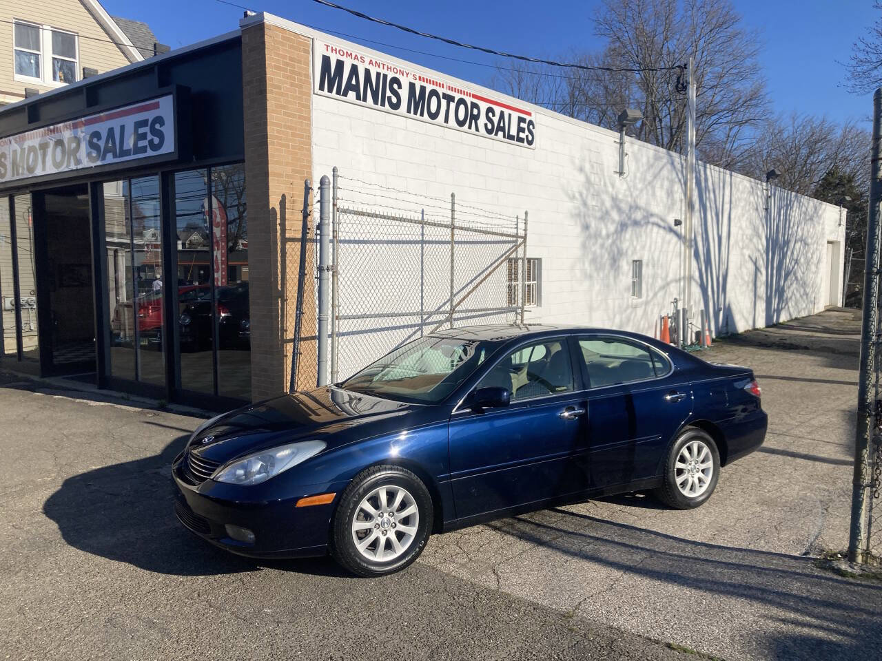 Used 2004 Lexus ES 330 image 1