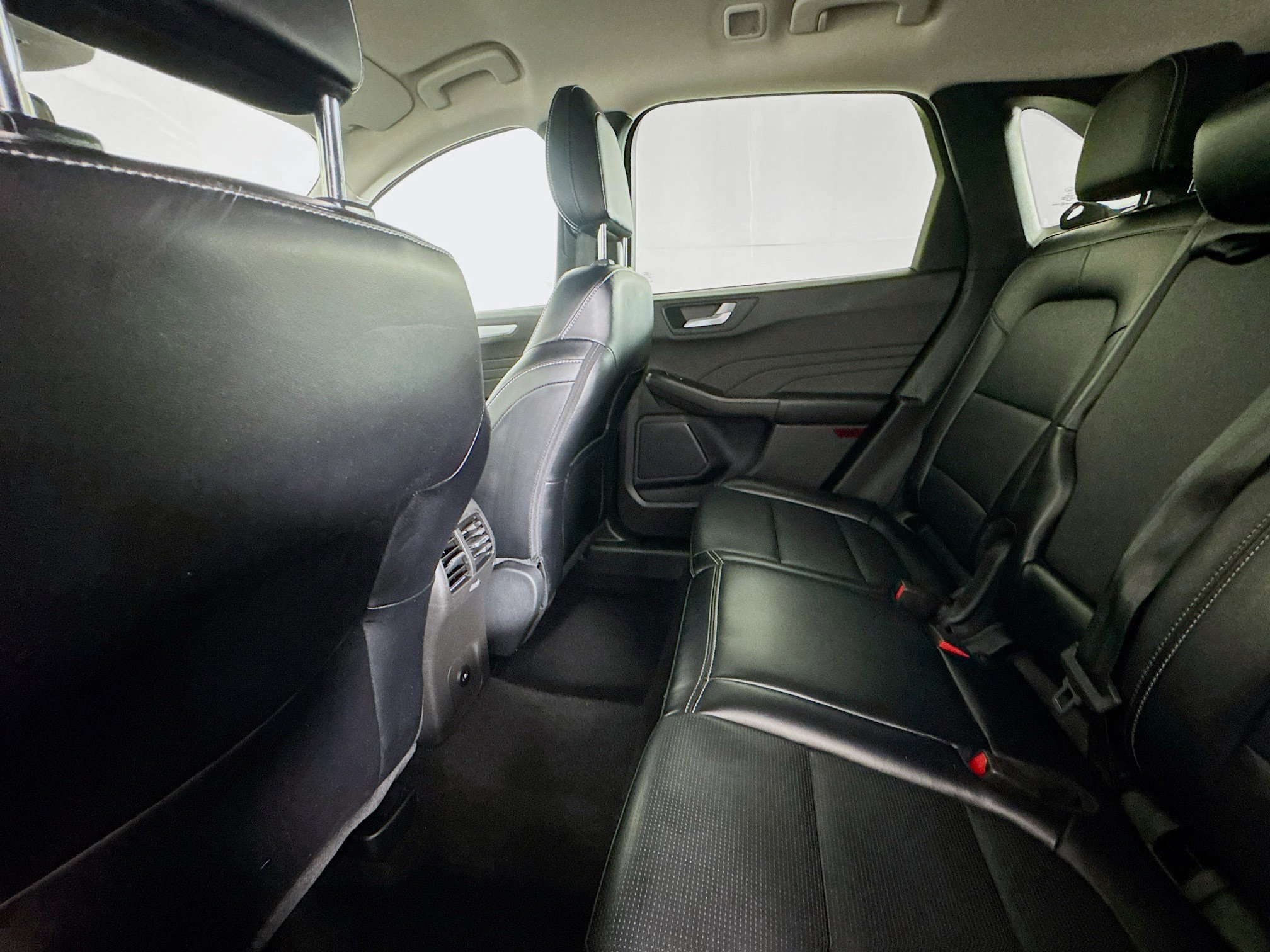 Used 2024 Ford Escape Platinum AWD/4WD image 23