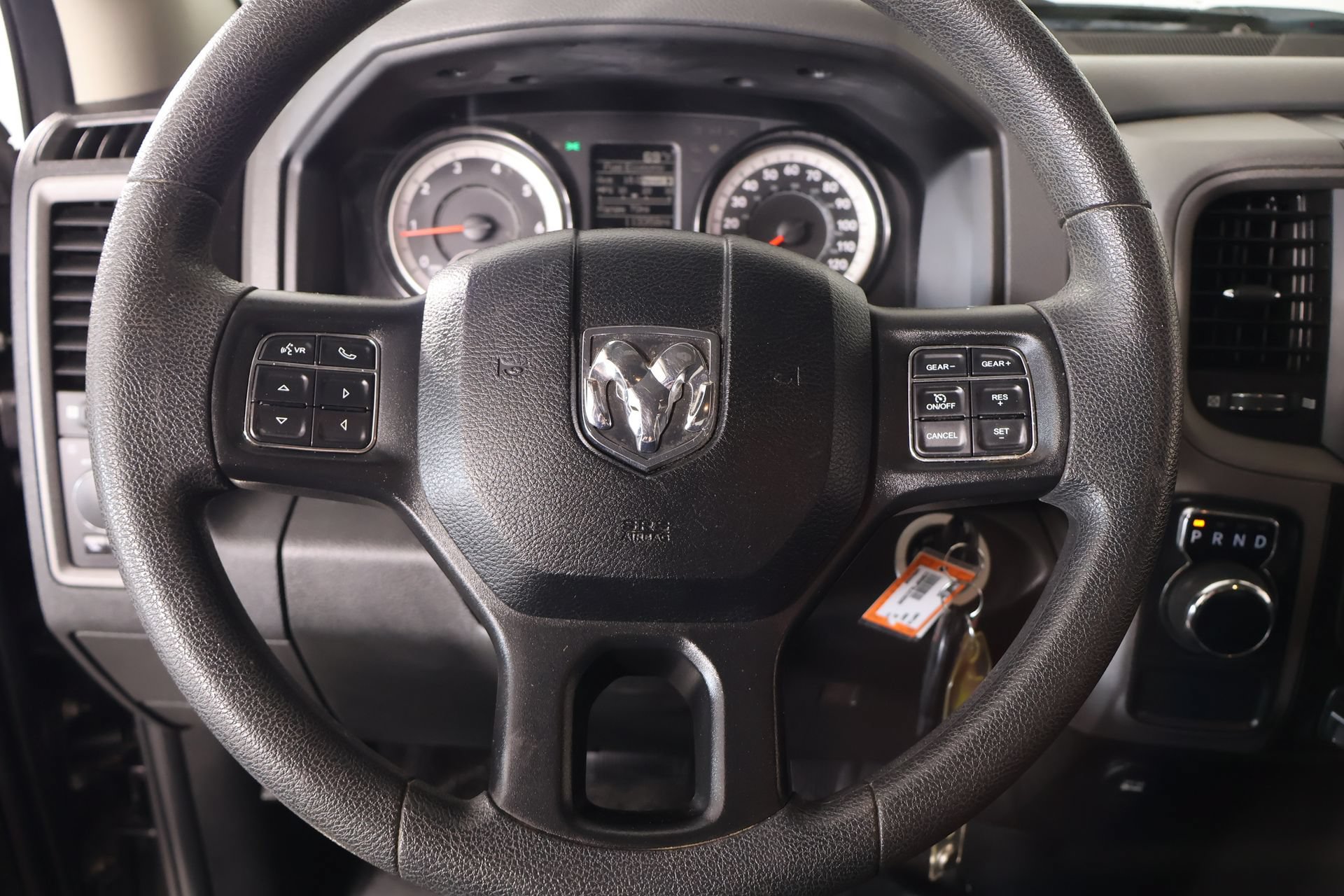 Used 2020 RAM 1500 Tradesman w/ Chrome Appearance Group RWD image 3