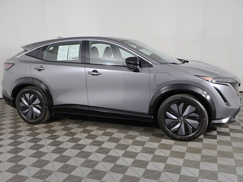 Used 2023 Nissan Ariya FWD image 17