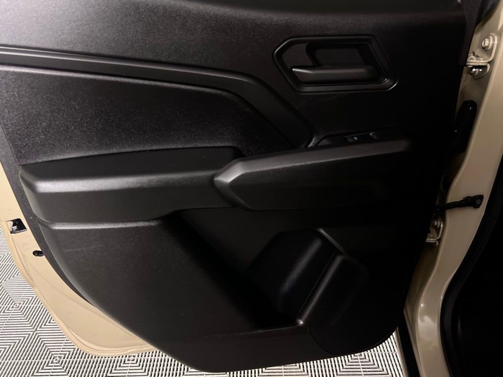 Used 2024 Chevrolet Colorado W/T image 27