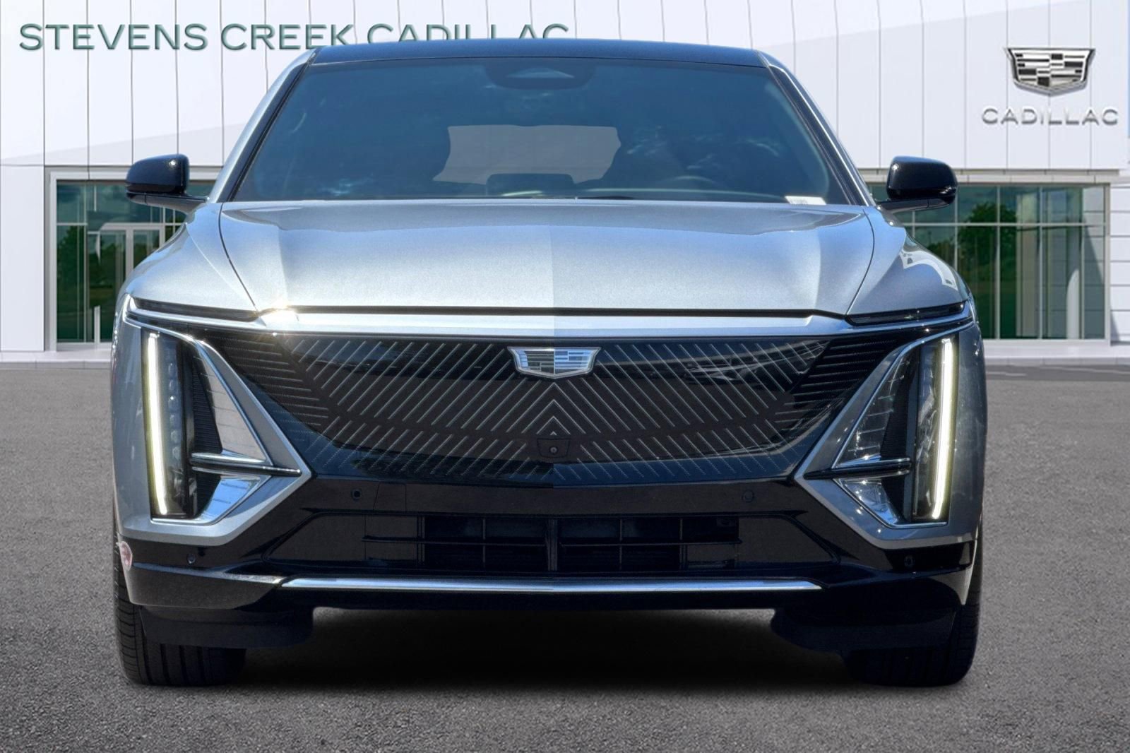 Certified 2024 Cadillac Lyriq Tech w/ Driver Assist Package AWD/4WD image 8