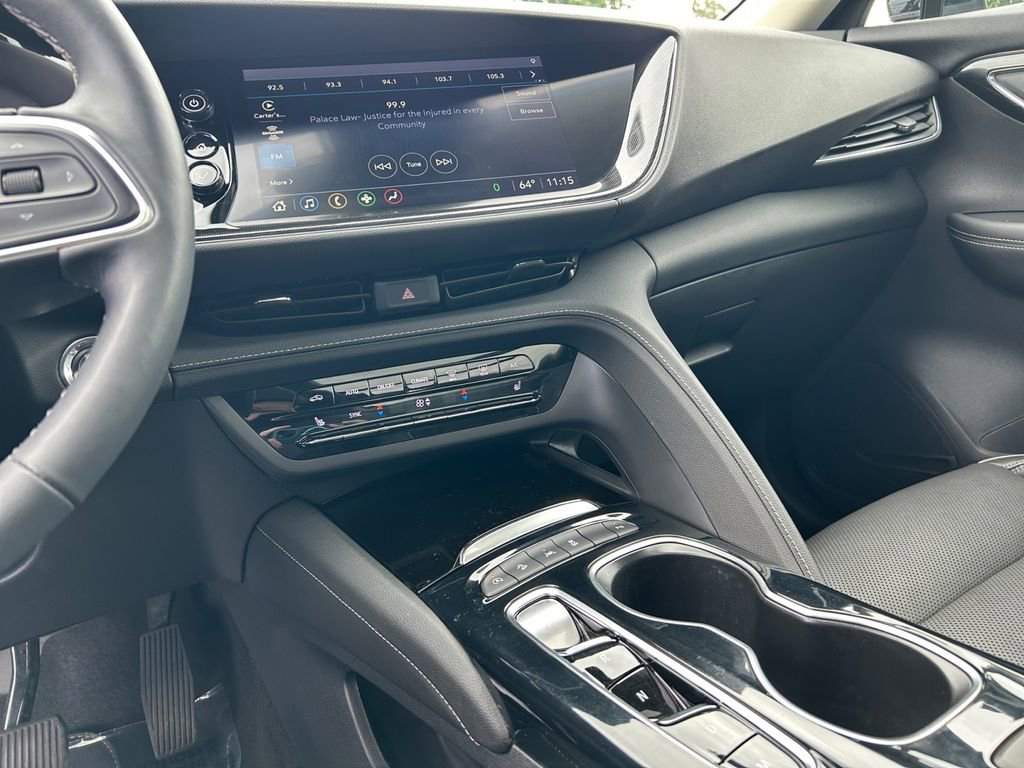 Used 2021 Buick Envision Essence w/ Sport Touring Package image 21