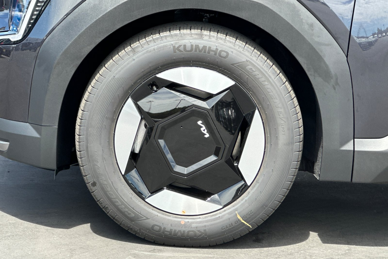 New 2026 Kia EV9 Light RWD image 25