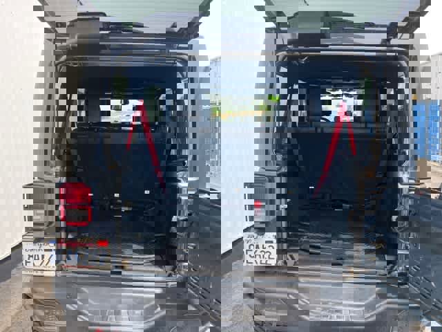 Used 2018 Jeep Wrangler Unlimited Rubicon image 16