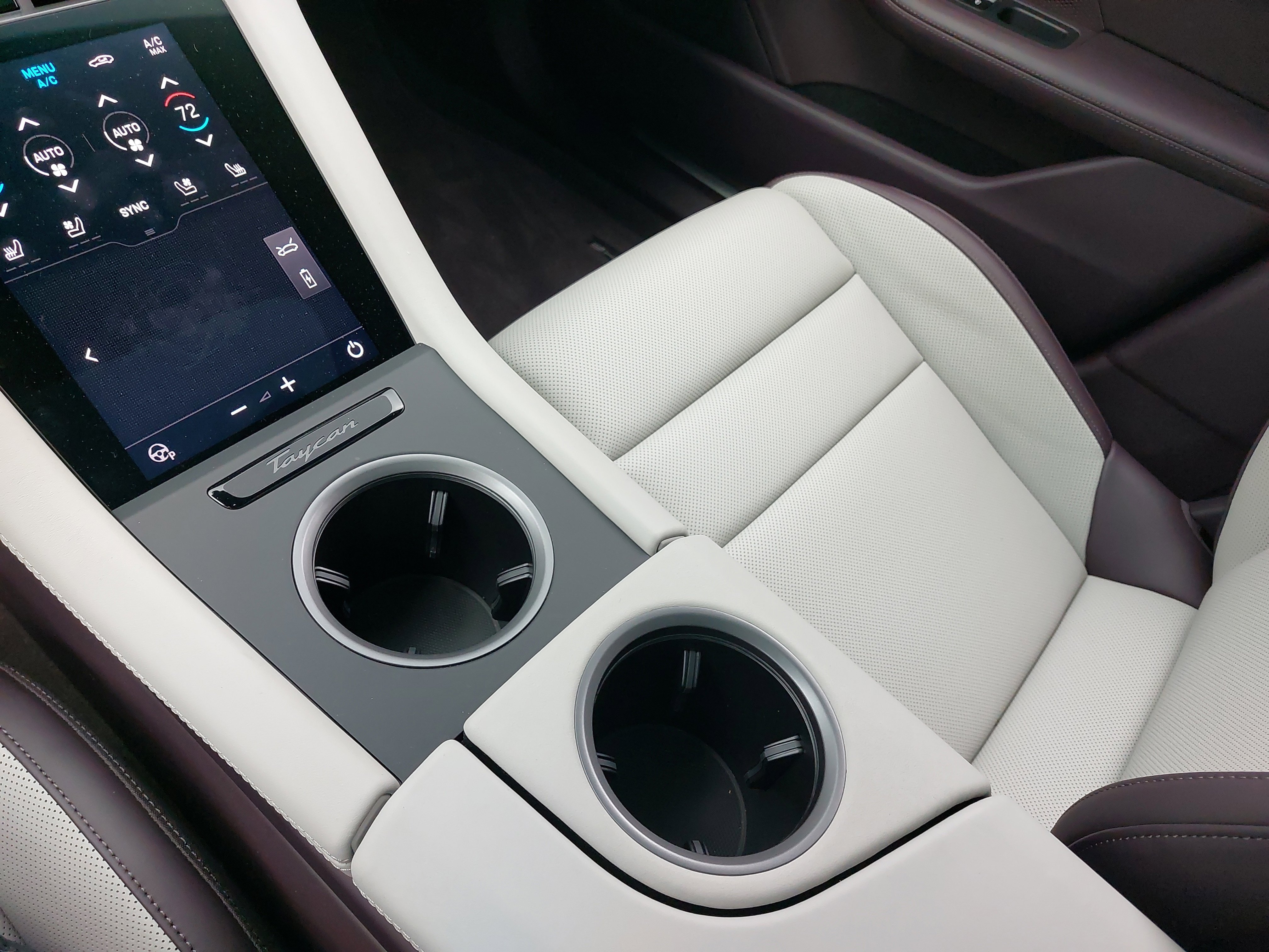 New 2025 Porsche Taycan 4S image 28