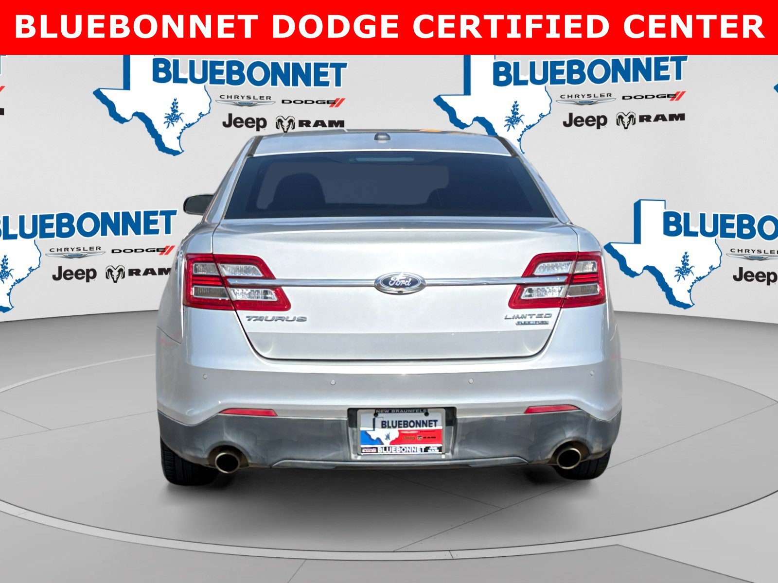 Used 2014 Ford Taurus Limited w/ Equipment Group 301A FWD image 6