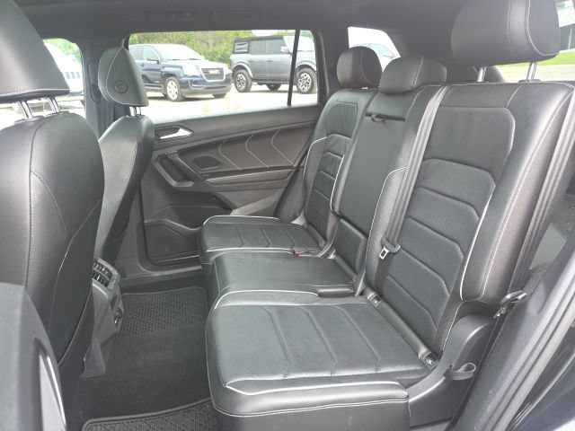 Used 2022 Volkswagen Tiguan SEL R-Line AWD/4WD image 36