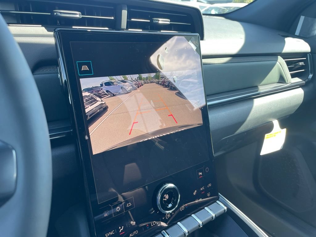 New 2026 GMC Terrain AT4 AWD/4WD image 17