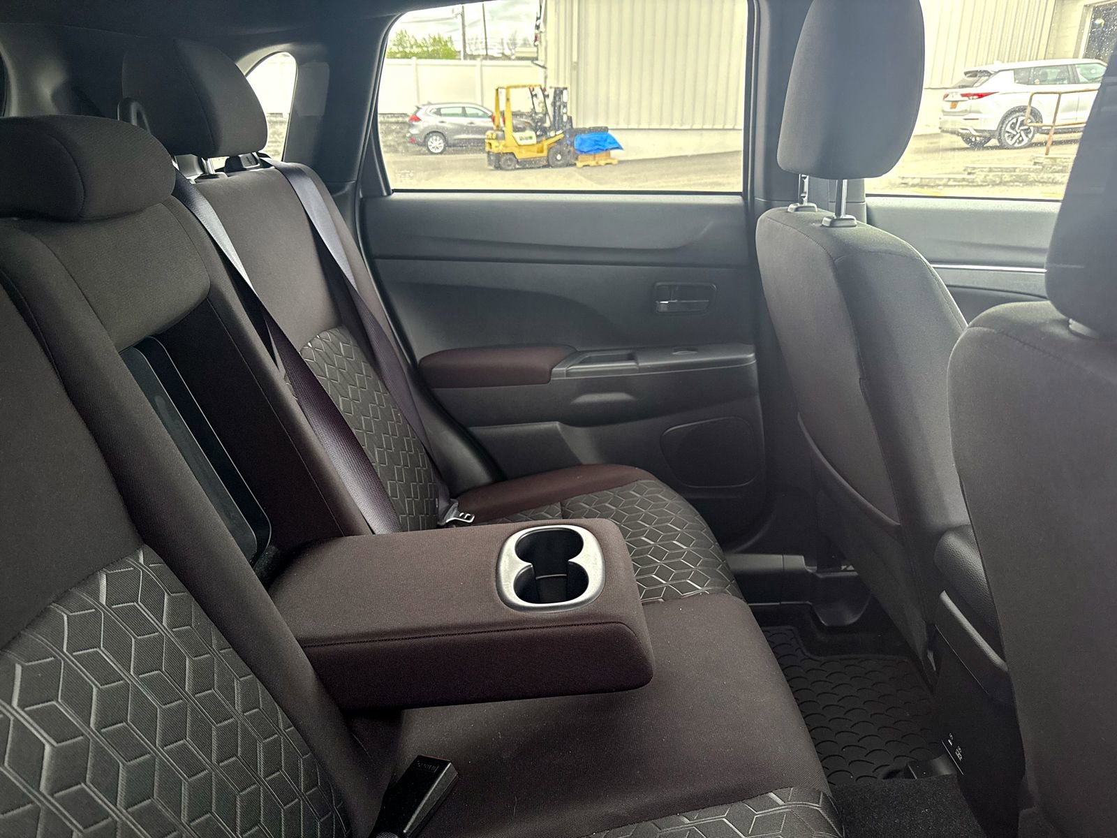 Used 2024 Mitsubishi Outlander Sport AWD image 8