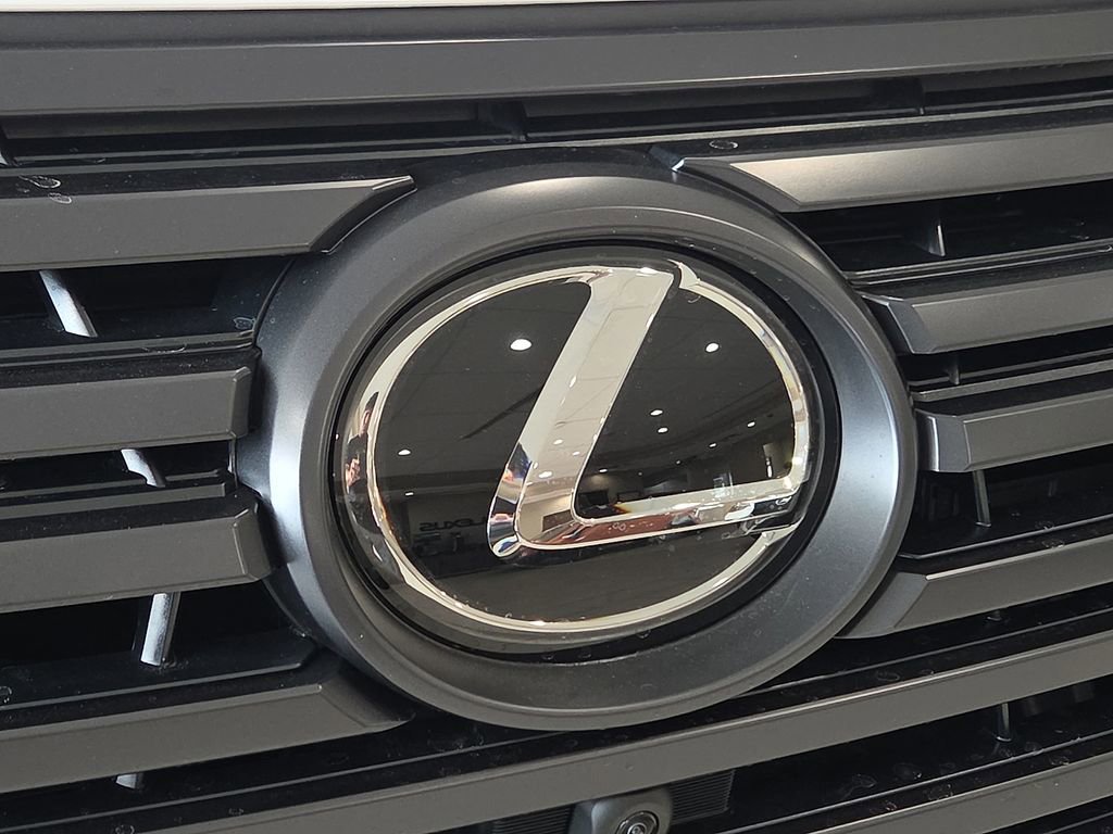 New 2026 Lexus LX 600 4WD w/ Luxury Package image 7