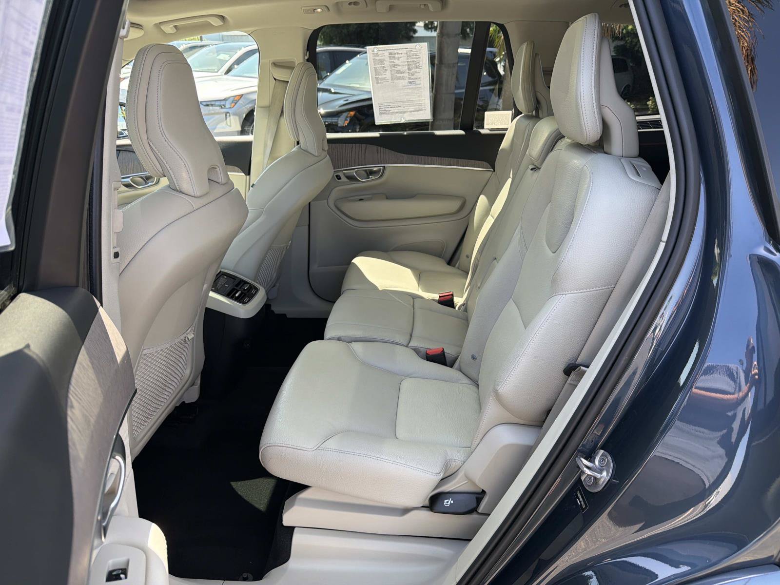Certified 2023 Volvo XC90 B6 Plus AWD/4WD image 21