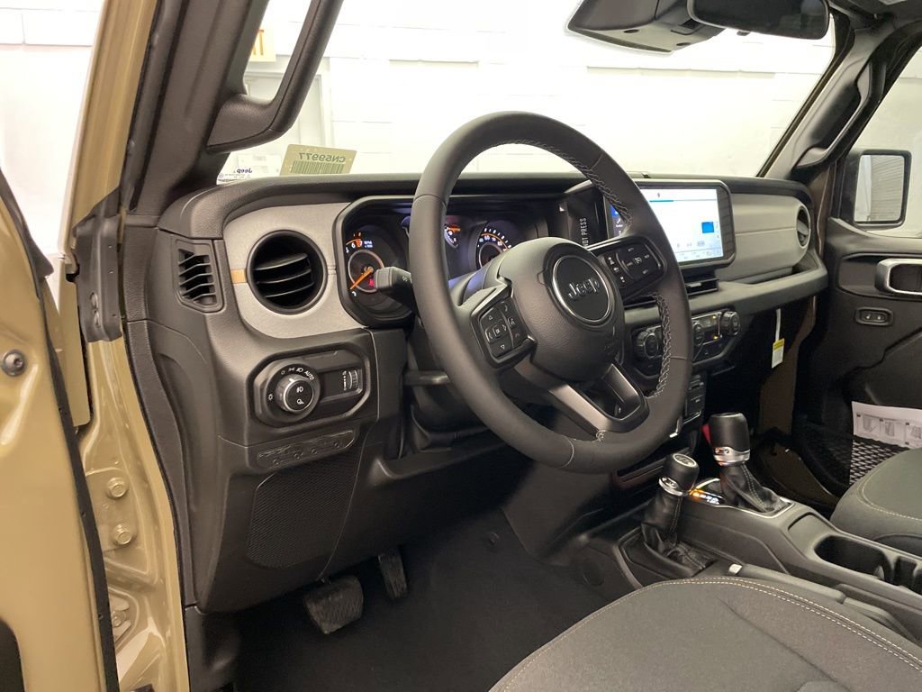 New 2026 Jeep Gladiator Sport image 13