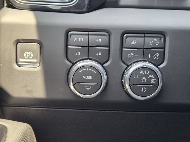 Used 2026 GMC Sierra 2500 AT4X AWD/4WD image 21