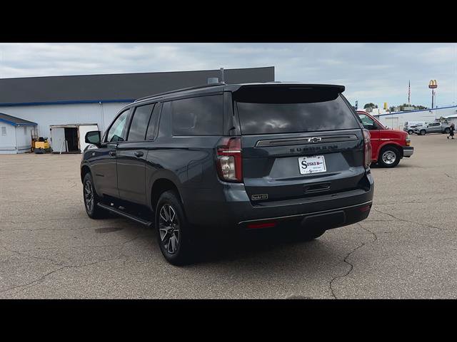 Used 2021 Chevrolet Suburban Z71 w/ Z71 Signature Package AWD/4WD image 32