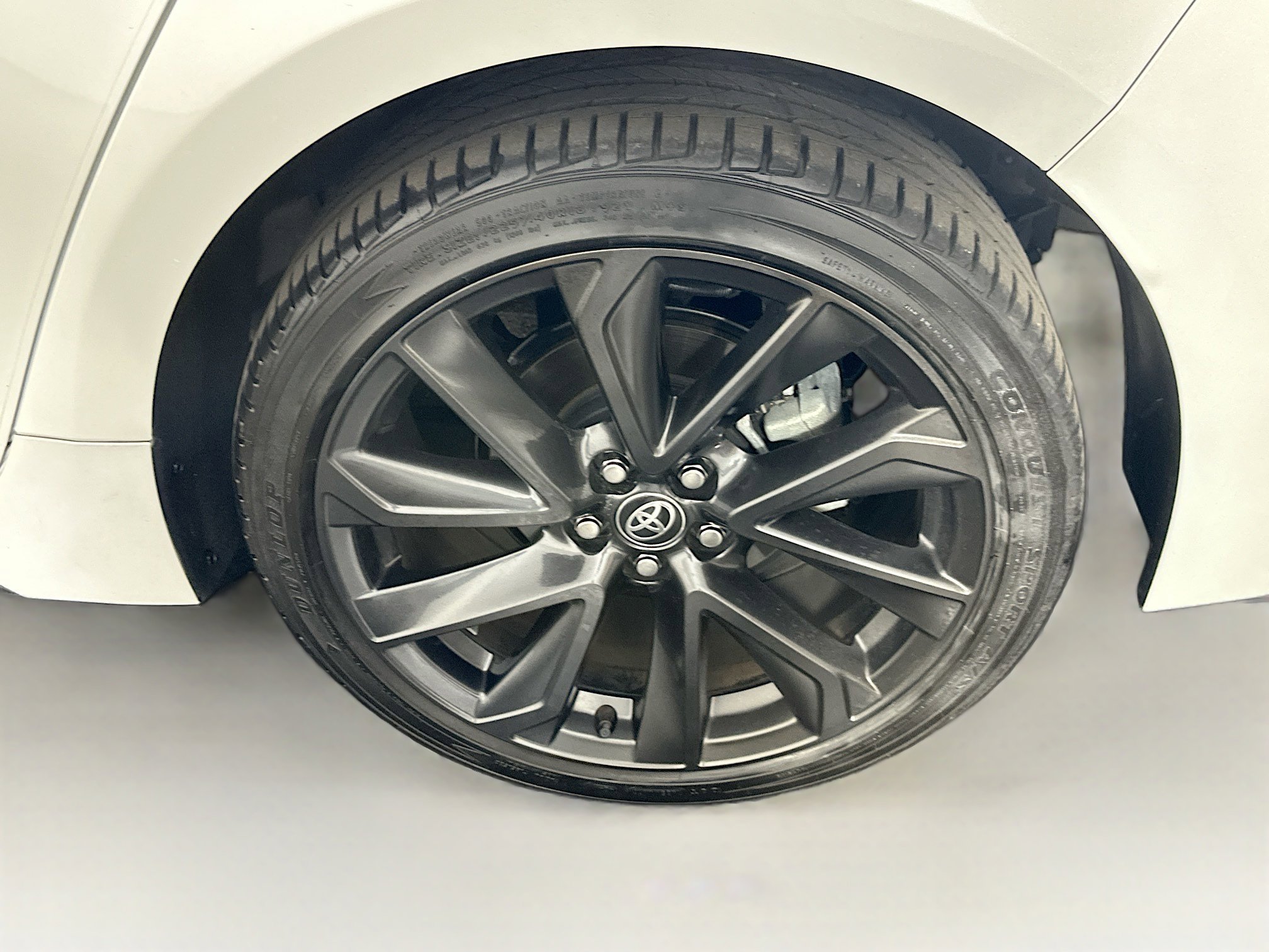 Used 2023 Toyota Corolla SE w/ SE Premium Package image 11