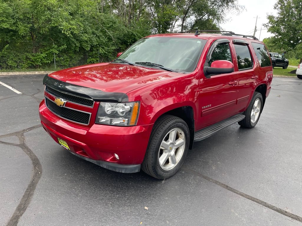 Used 2012 Chevrolet Tahoe LT w/ Luxury Package AWD/4WD image 3