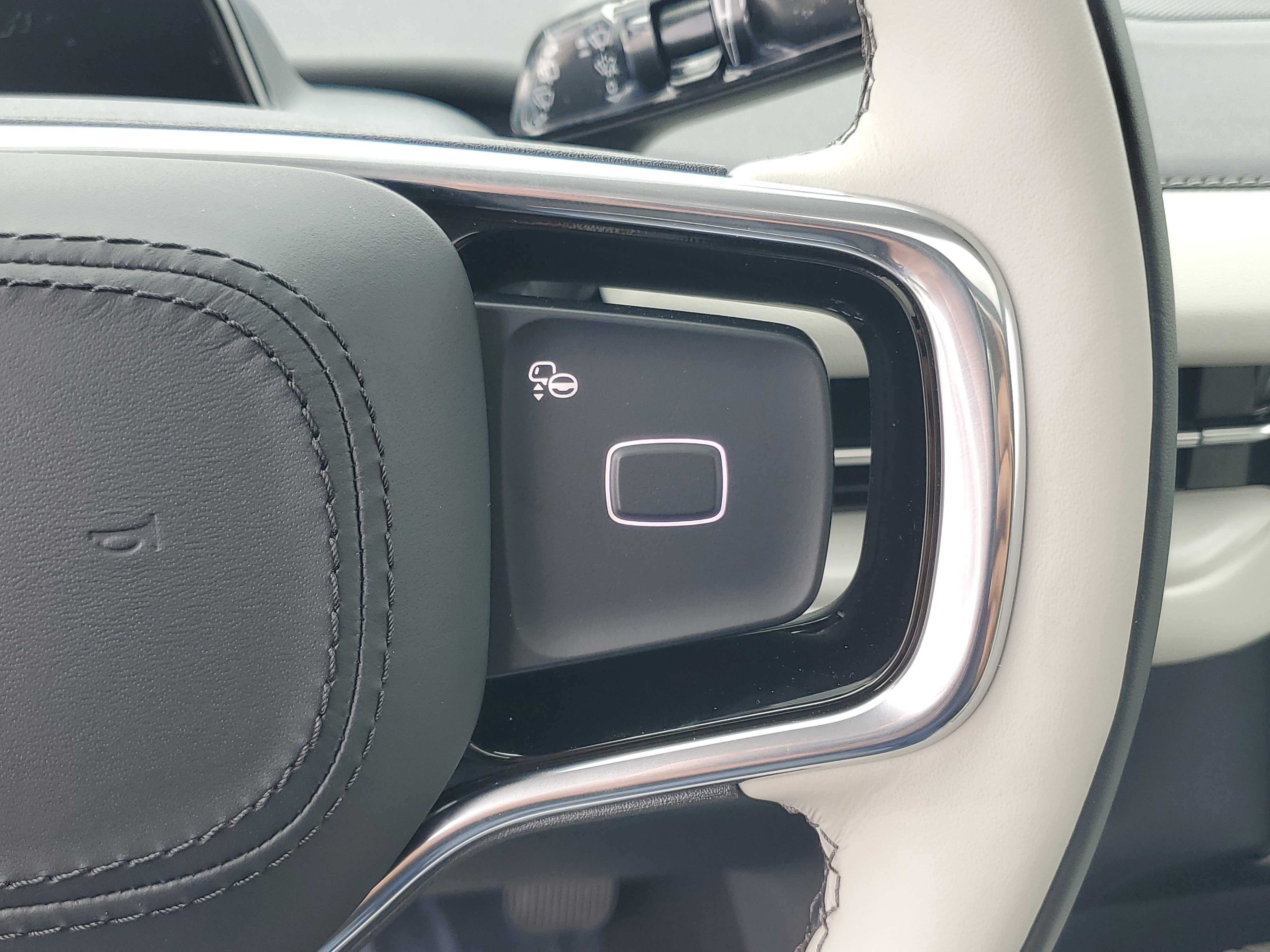 New 2026 Lincoln Navigator Reserve AWD/4WD image 18
