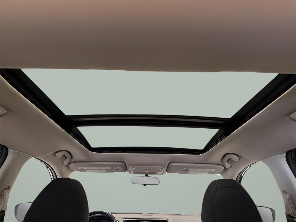 Used 2017 Nissan Rogue SV w/ Sun & Sound Touring Package image 27