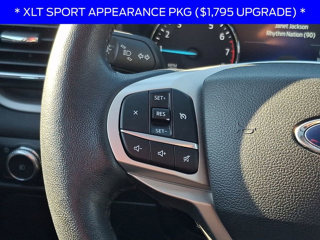 Used 2022 Ford Explorer XLT w/ Equipment Group 202A image 22
