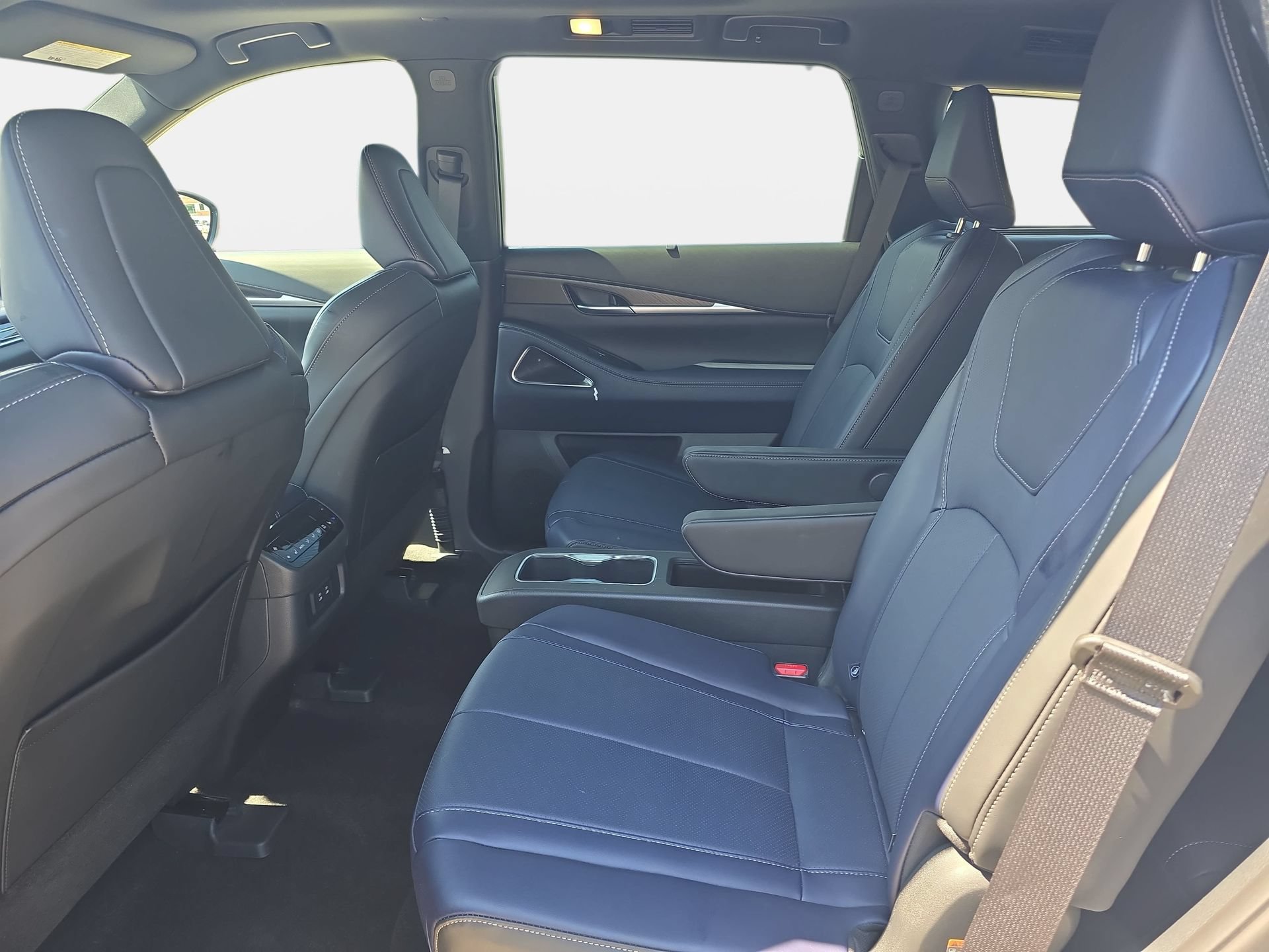 Certified 2026 INFINITI QX60 Sport AWD/4WD image 14