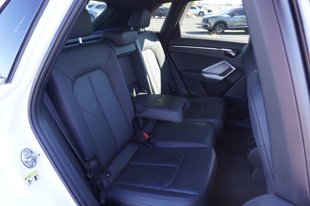 Used 2025 Audi Q3 2.0T Premium AWD/4WD image 9