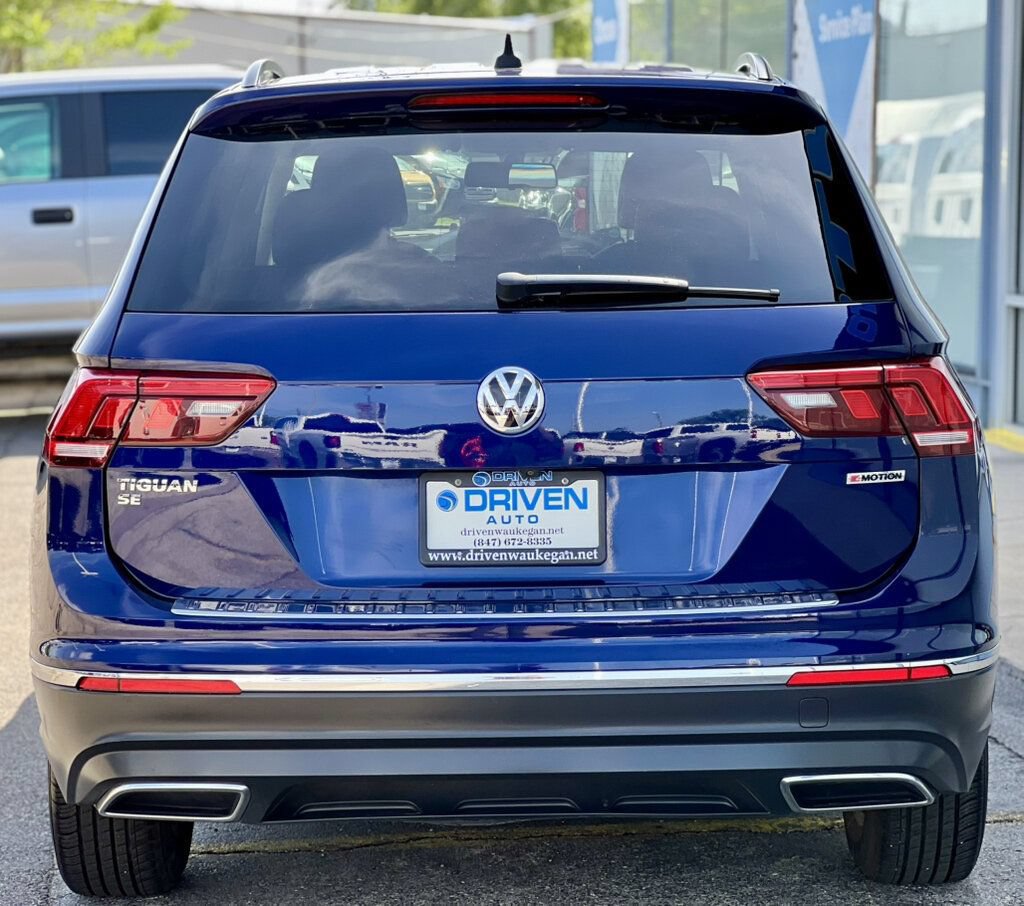 Used 2021 Volkswagen Tiguan SEL AWD/4WD image 34