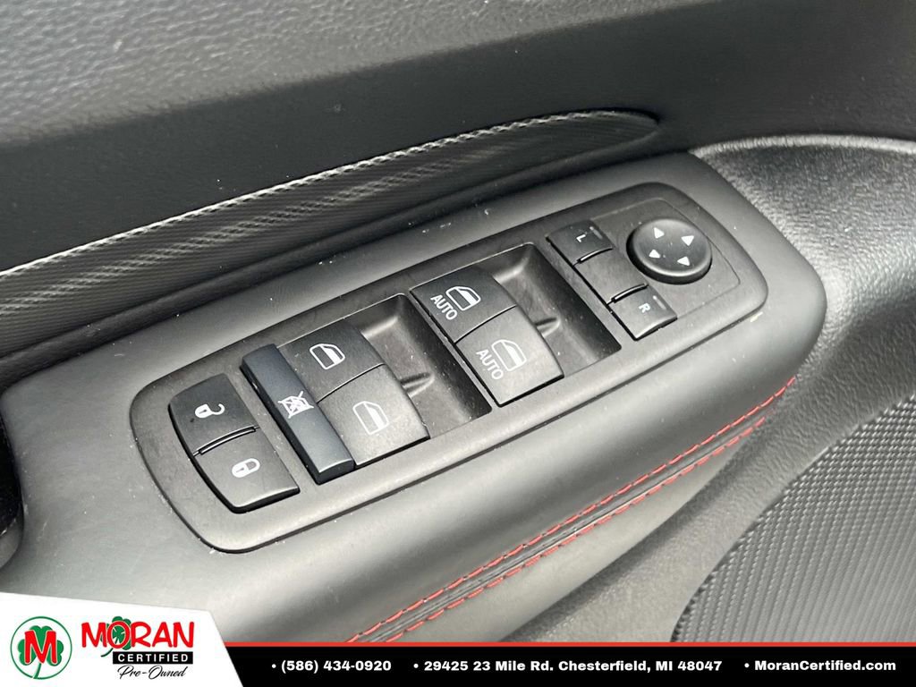 Used 2024 Dodge Durango R/T w/ Tow 'N Go Group AWD/4WD image 16