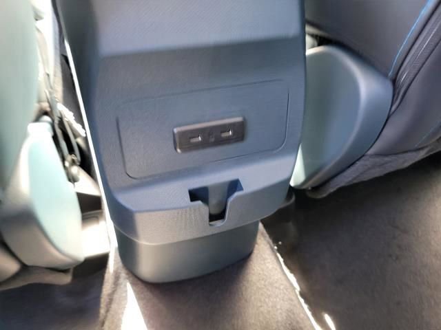 New 2025 Ford Maverick Lobo image 12