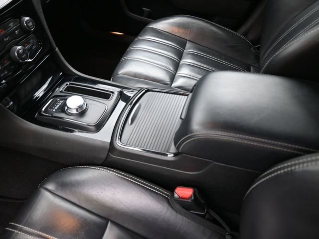 Used 2023 Chrysler 300 S image 31