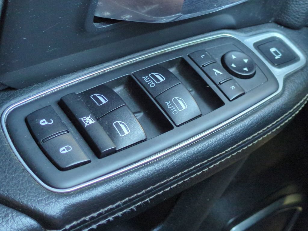 Used 2021 RAM 2500 Laramie w/ Night Edition AWD/4WD image 27