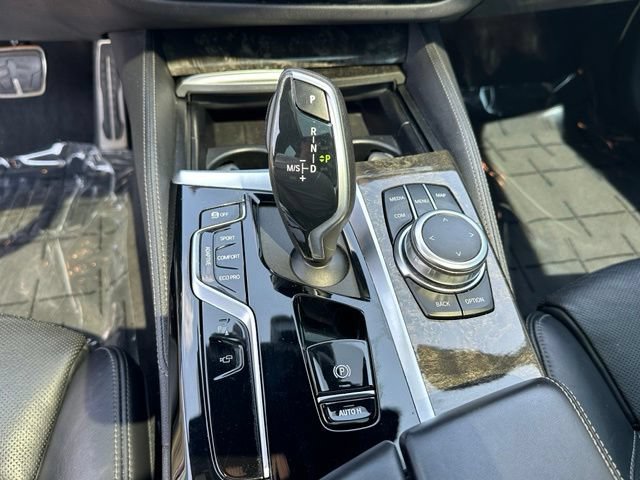 Used 2022 BMW M550i xDrive AWD/4WD image 24