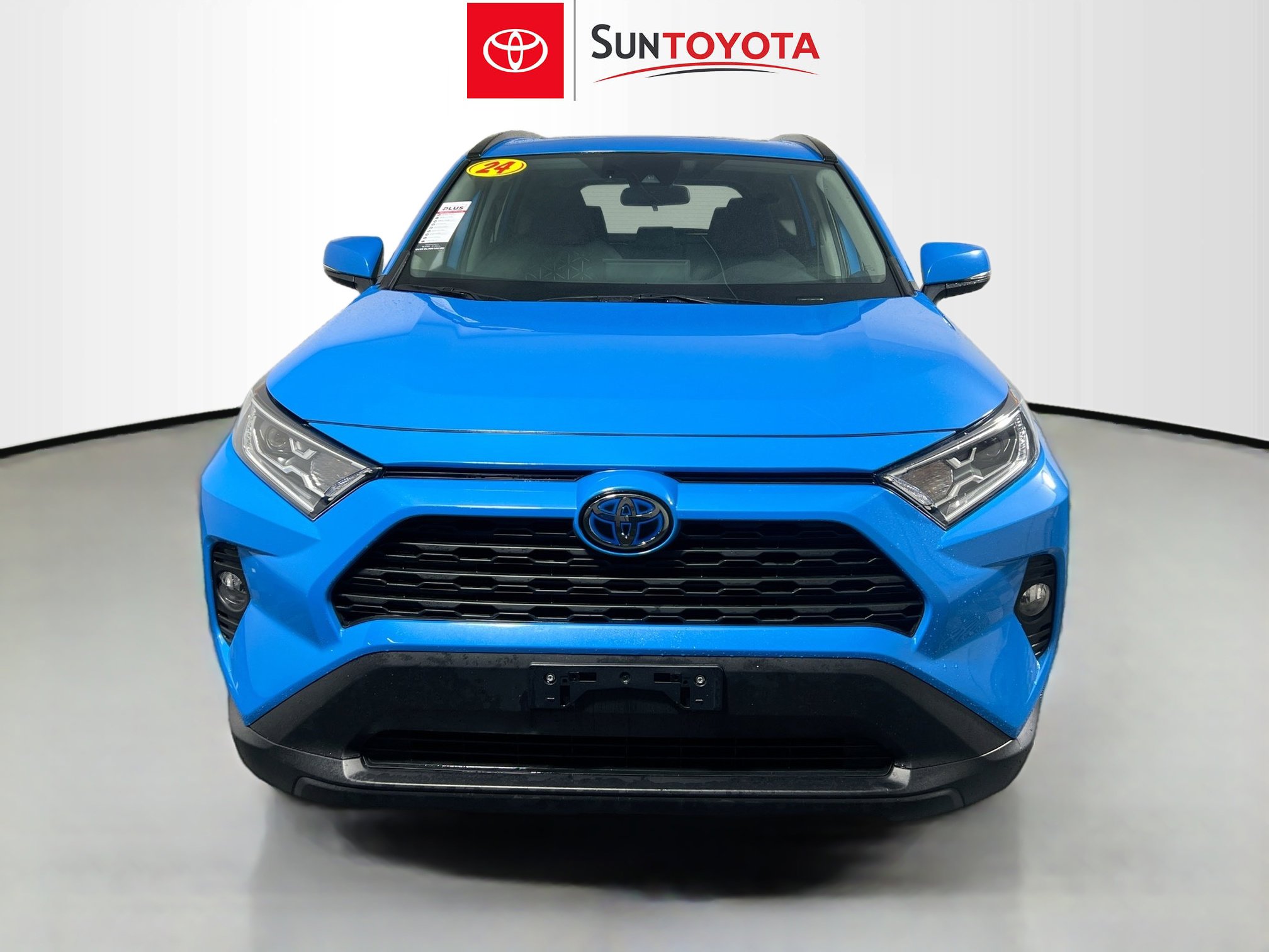 Used 2020 Toyota RAV4 XLE w/ Convenience Package AWD/4WD image 10