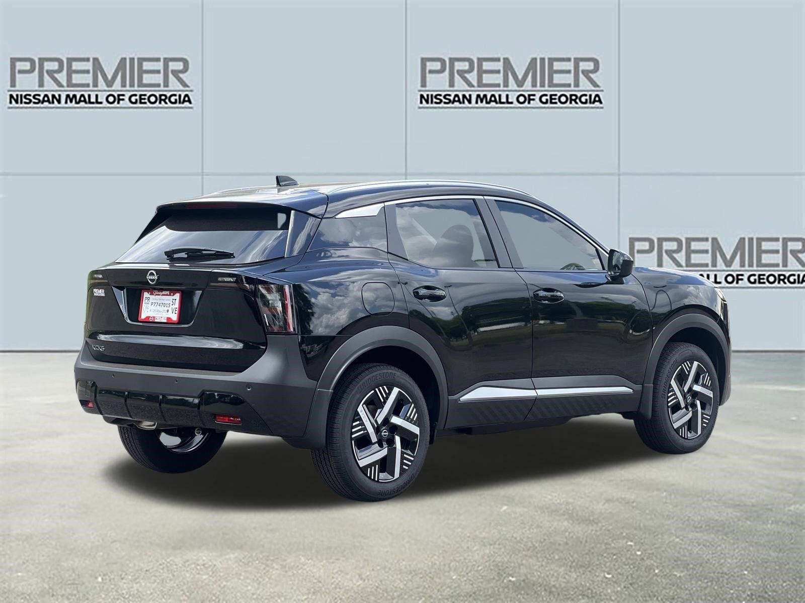 New 2026 Nissan Kicks SV w/ Charging Package FWD image 21