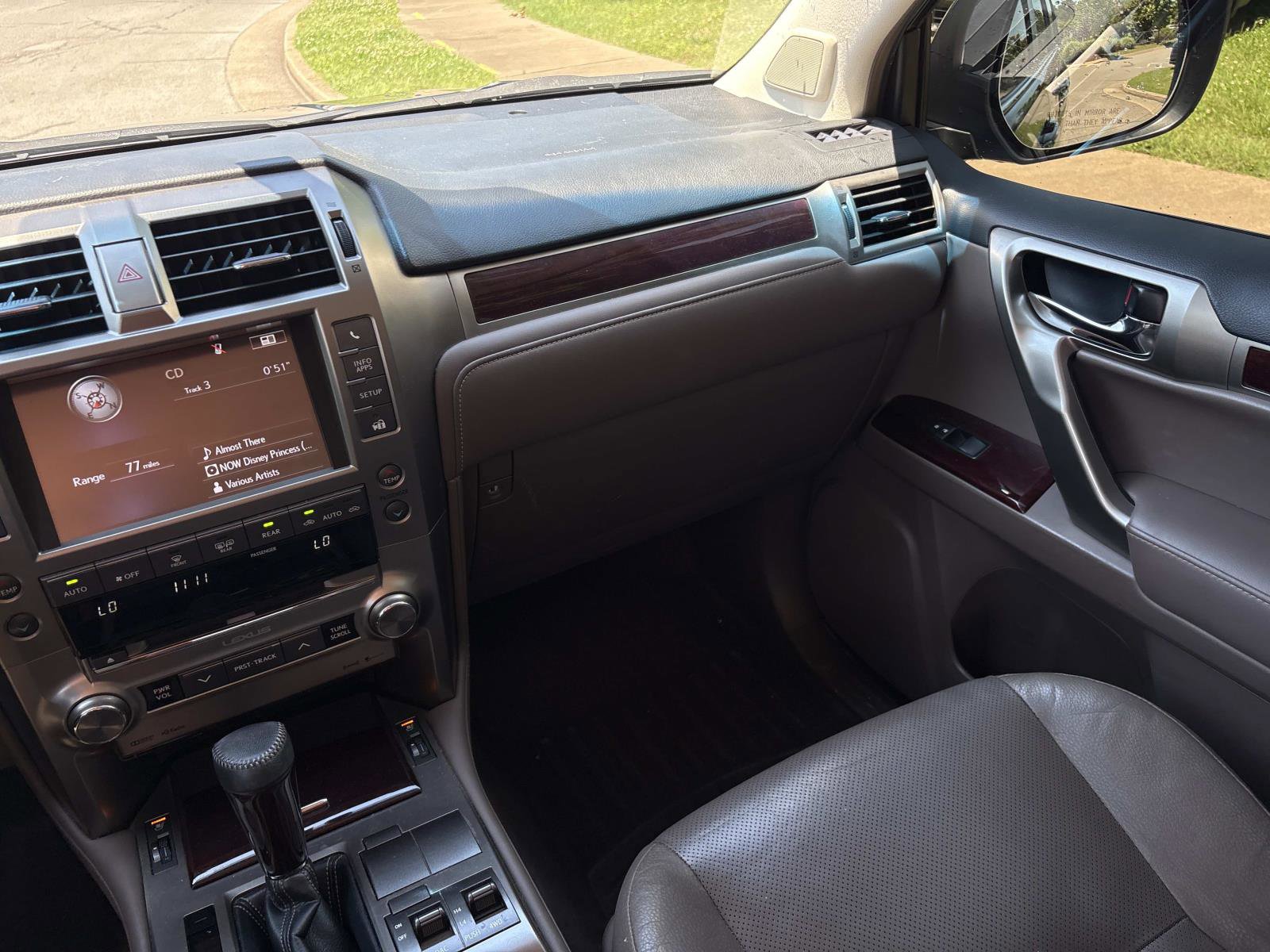 Used 2018 Lexus GX 460 Premium AWD/4WD image 32