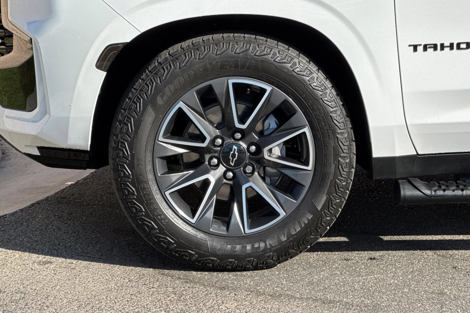 Certified 2023 Chevrolet Tahoe Z71 w/ Z71 Off-Road Package AWD/4WD image 28