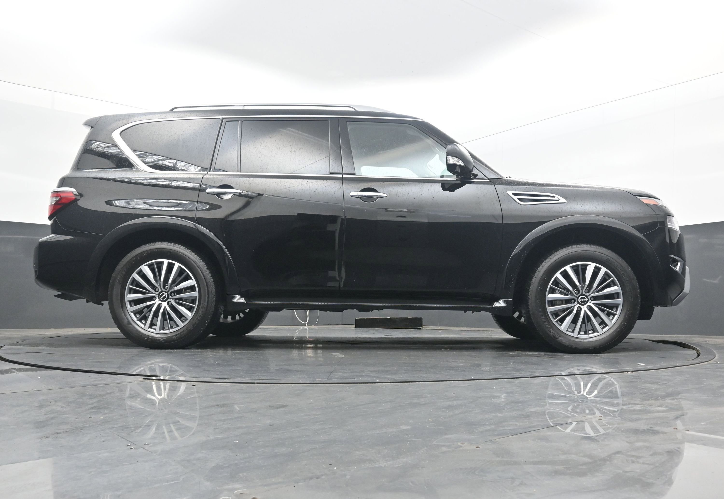 Used 2024 Nissan Armada SL w/ Cargo Package image 27