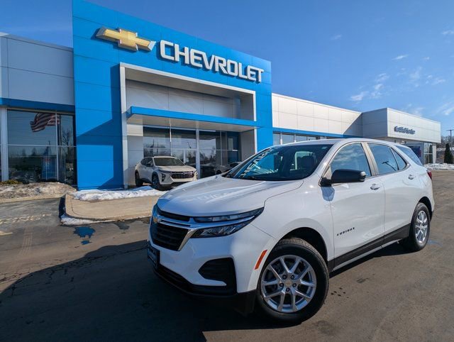 Used 2024 Chevrolet Equinox LS image 29