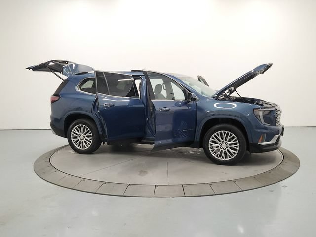 Used 2024 GMC Acadia Denali w/ Super Cruise Package FWD image 17