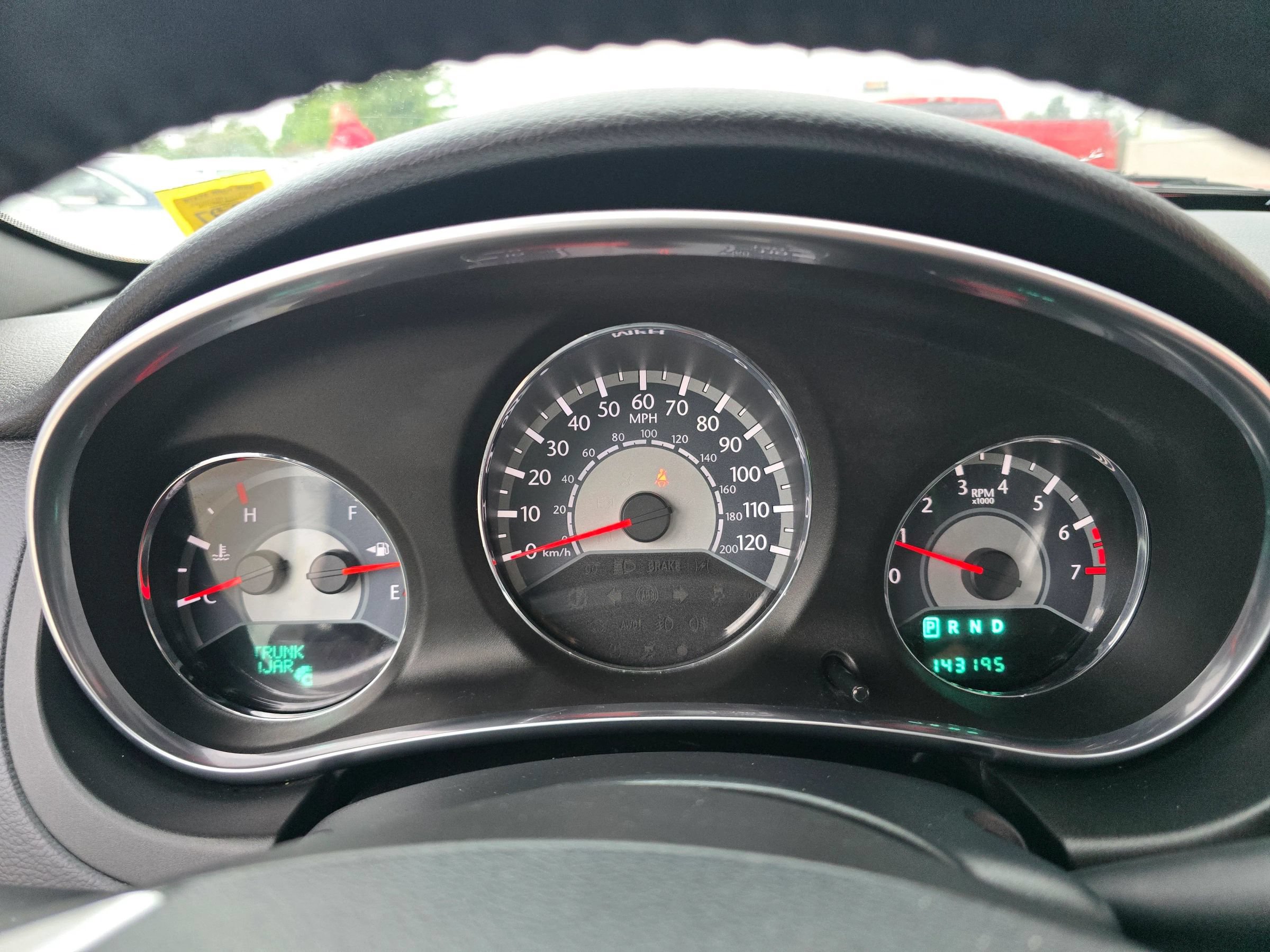 Used 2011 Chrysler 200 Limited FWD image 14