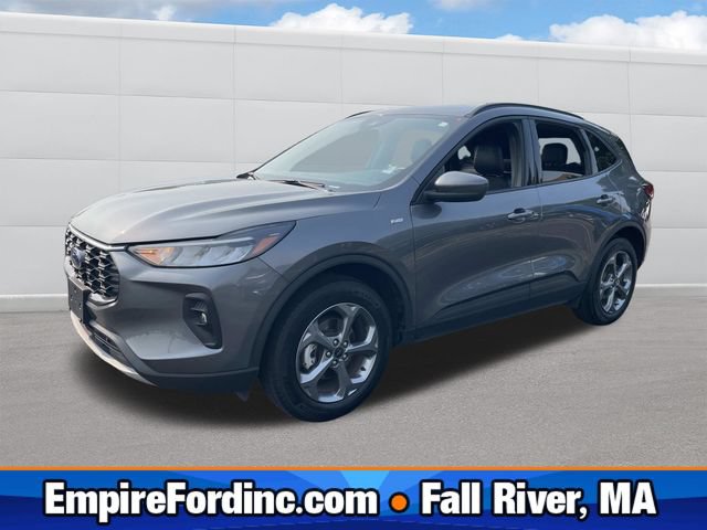 Used 2025 Ford Escape ST-Line Select AWD/4WD image 1