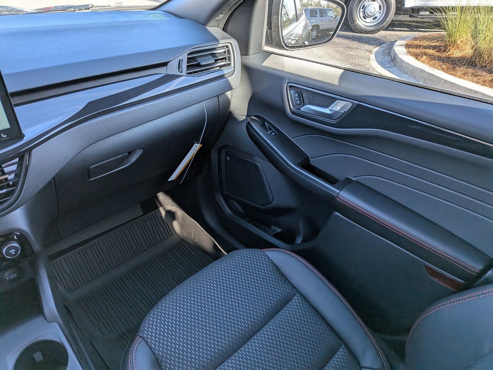 New 2026 Ford Escape ST-Line Elite image 19